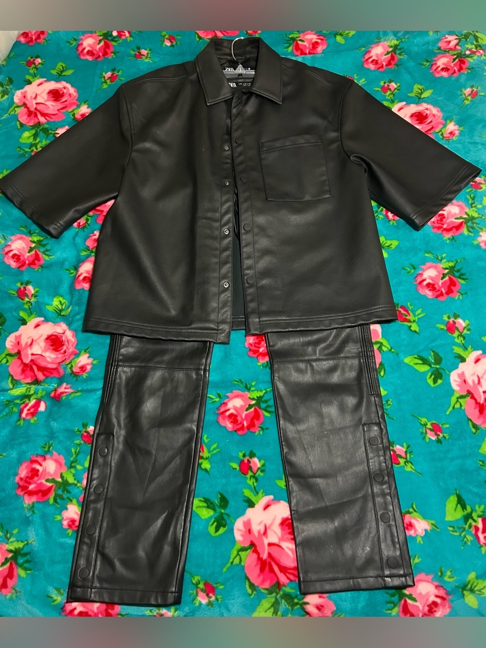 Zara Black Faux Leather Suit with Pants - Men’s - Size 30 pants - Size S Suit